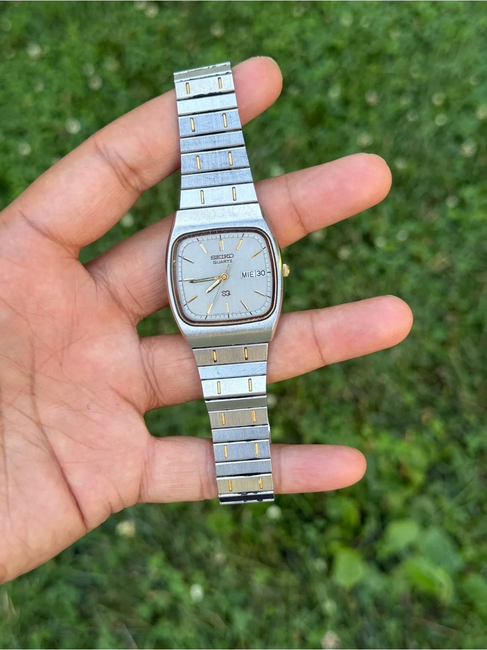 Seiko vintage Quartz Stainless Steel Two-Tone Dress  date date Watch
